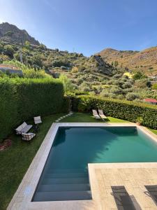 Villa Almond
