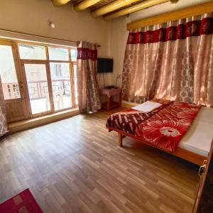 Atisha Guest House