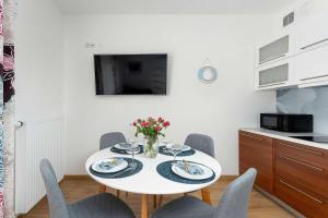 Sunset Resort Jasny Apartament z 1 Sypialnią 500 m od Plaży, Balkon & Parking by Noclegi Renters