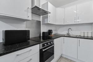 Elegant Central Studio - 11