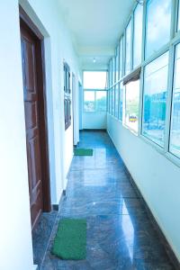 John Home Stay