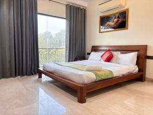 Fortune Home Service Apartment, 3BHK, J-130 Near Max Hospital