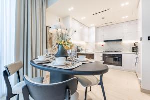 Upscale 2BR, Minutes Drive to Dubai Iconic Attraction - Binghatti Venus, Jumeirah Village Circle