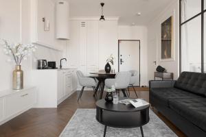 Granaria Riverside Suites by Downtown Apartments