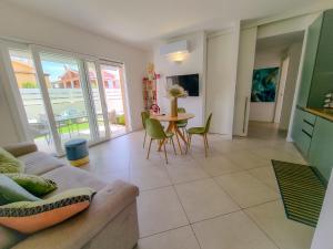 Calypso Luxury Pool&Spa img8