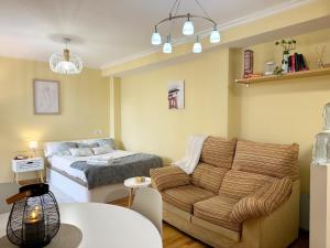 Apt Centro con Terracita Rua Cuba ツ Rias Baixas Rentals