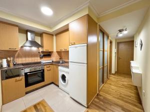 Apt Centro con Terracita Rua Cuba ツ Rias Baixas Rentals