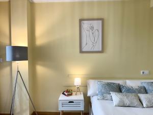 Apt Centro con Terracita Rua Cuba ツ Rias Baixas Rentals