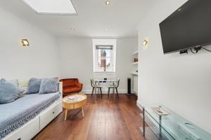 Chancerys Loft Private Apartment