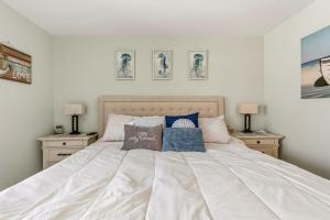 1 Bedroom Condo with Parking, Pool and Hot Tub