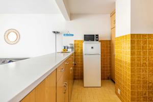 Bright Studio with Parking Near Beach & Old Town