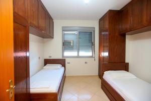 Holiday Apartment Central & Sea View - Happy Rentals