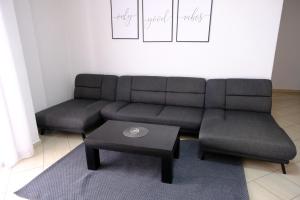 Spacious Apartment Near Beach