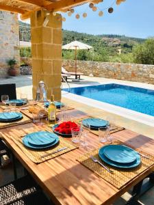 Family sea view villa with Private pool