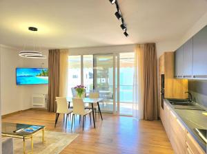 Bay Breeze 293