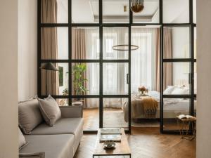 The Gallery Suites by Fragola Apartments