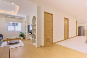 Marin Airport Home 10 Min to Airport Entire Home