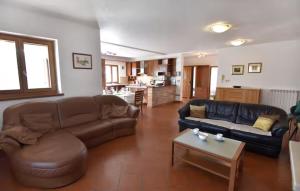 Flat with shared pool in Fiorini