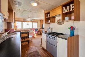 Host & Stay - Cosy Cove