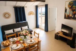 Le Sun Piscine Tennis parking Vue mer wi-fi climatisation