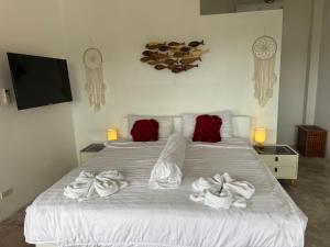 2 Bedroom Villa with Private Pool - Eagles Nest