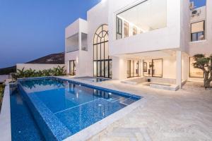 Villa Mila 6 Suites Piscine Vue Mer Metline