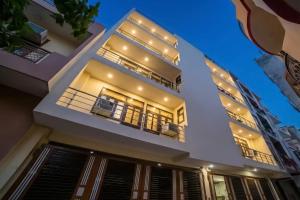 Modern & Peaceful Stay Near IGI Airport