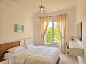 Your Home by the Sea 091