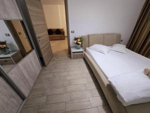 Large Family Apartment - Piscina Interioara Sauna Gym Resort