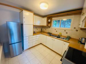 Garden Retreat Cozy Home 15 min Airport
