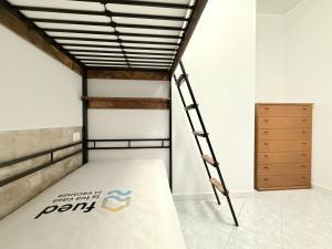 M457- Marcelli, trilocale con corte, aria condizionata e posto auto