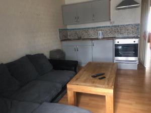 Two Bedroom Apartment in Newtown