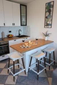 Apartment Relaxing sea view, Okrug Gornji