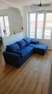 Parking privé, appartement rénové accès jardin