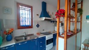 TRILOCALE CON GIARDINO E POSTO AUTO- cod 504