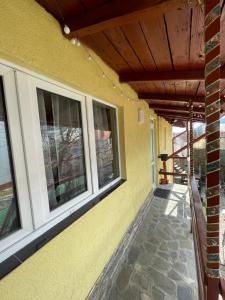 Casa Busteni - Etaj intreg cu living separat