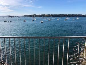 Maison pieds dans leau