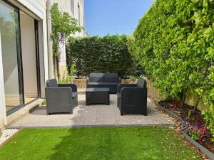 Cozy and spacious 100 m2 1 min from RER D