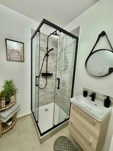 Cozy and spacious 100 m2 1 min from RER D