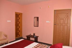 KJ ROOMs