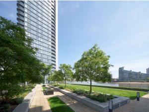 Chelseas Harbor Haven for six persons