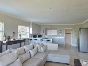 Miskin Place Unit 1