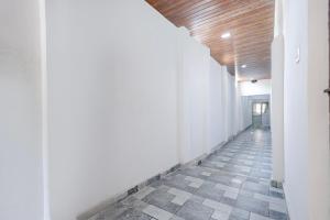Hotel O Shri Villa Guest House
