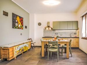 Apartment Casa Al Gelso by Interhome