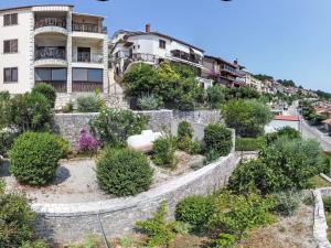 Apartment Partial sea & city view by Interhome