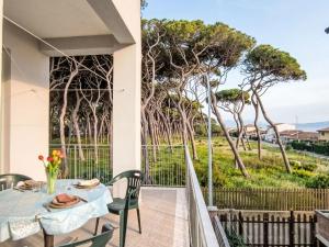Apartment Casa Irma by Interhome