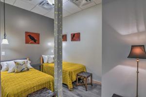 Dtwn Anchorage Getaway 2 Adjoining Condos!