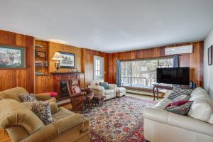 Group Friendly! Riverfront Waupaca Retreat w Yard
