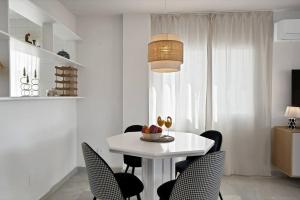 NEW Calahonda Getaway with Pool & Amazing Views