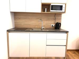 Old Town Apartments Bosacka B27